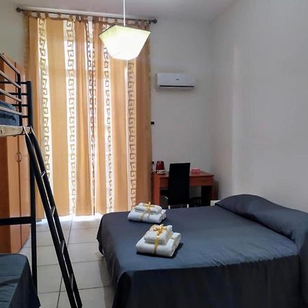B&B Romy Napoli Ngoại thất bức ảnh