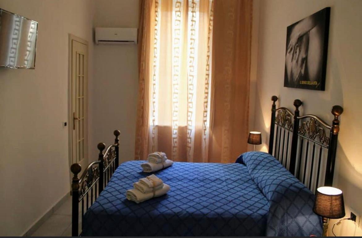 B&B Romy Napoli Ngoại thất bức ảnh